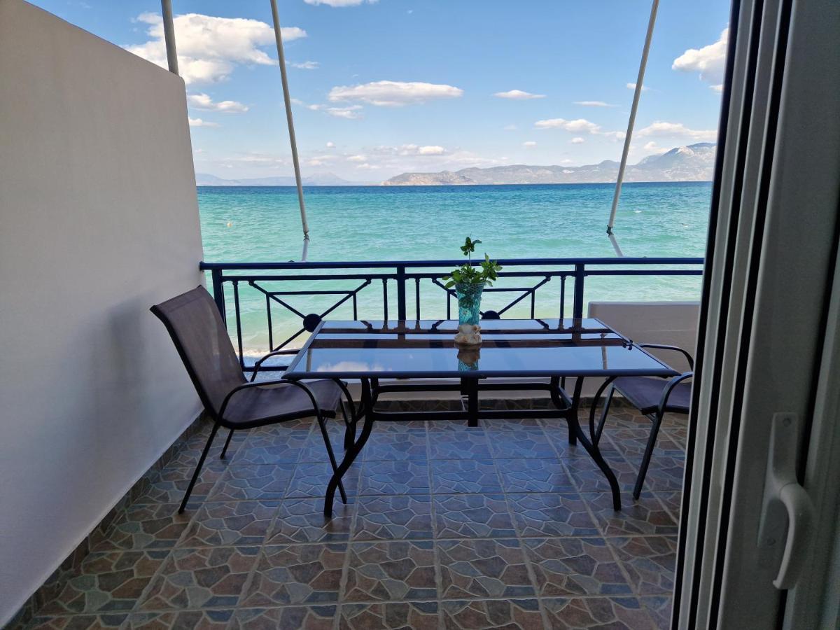 Апартаменти Korinthian Sea View Nerantza Екстер'єр фото