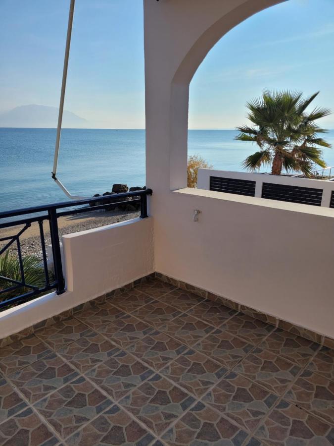 Апартаменти Korinthian Sea View Nerantza Екстер'єр фото