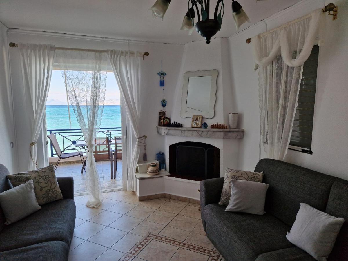 Апартаменти Korinthian Sea View Nerantza Екстер'єр фото